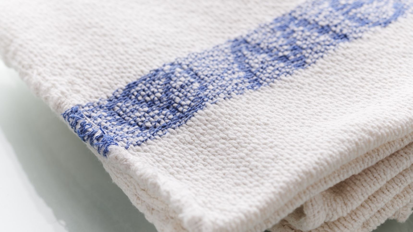 A tecelagem especial torna o Mewatex ultra-absorvente e robusto (foto: Mewa)